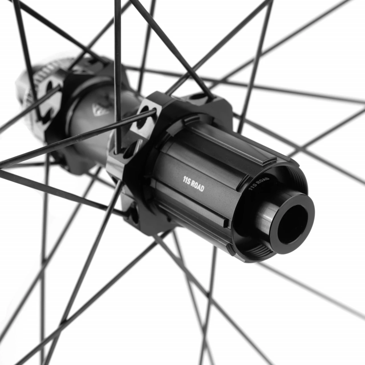 9th Wave Anath 650 All-Road - Gravel-Laufradsatz Carbon Mit DT Swiss 350 SP Nabe - SRAM/Shimano 10-/ 7 9th Wave Anath 650 All-Road - Gravel-Laufradsatz Carbon Mit DT Swiss 350 SP Nabe - SRAM/Shimano 10-/ – Bild 5