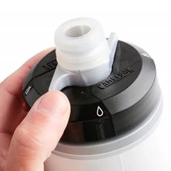 CAMELBAK Trinkflasche "Podium Chill" Mod. 20 Füllvolumen 710 Ml Farbe White / Black (Weiß/ Deckel Sc 8 CAMELBAK Trinkflasche "Podium Chill" Mod. 20 Füllvolumen 710 Ml Farbe White / Black (Weiß/ Deckel Sc -Fahrradausrüstung 59202913 03KiUEbw2DlWJ76 1280x1280