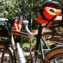 Road Runner Bags Tool/Saddle Roll Schwarz Werkzeugrolle Satteltasche 13 Road Runner Bags Tool/Saddle Roll Schwarz Werkzeugrolle Satteltasche -Fahrradausrüstung 59203735 06HEpLEPekpUurC 1280x1280