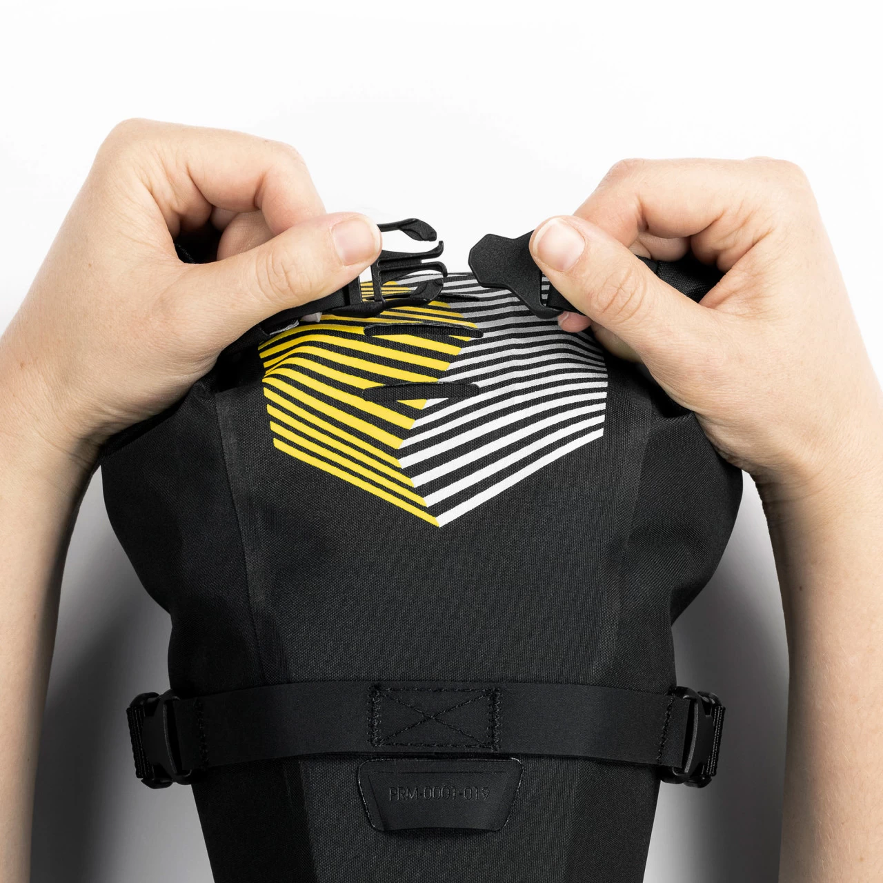 Apidura Racing Saddle Pack (5 L) - Satteltasche 8 Apidura Racing Saddle Pack (5 L) - Satteltasche – Bild 6