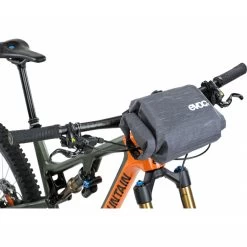 Evoc Handlebar Pack Boa L 5 L Lenkertasche - Carbon Grey (Grau) -Fahrradausrüstung 59205187 03CMMcwKITt6TpR 1280x1280