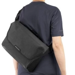 Apidura City Messenger - 13" Umhängetasche Mit Notebook- / Tabletfach -Fahrradausrüstung 68923256 04954YmsVEvtzjx 1280x1280