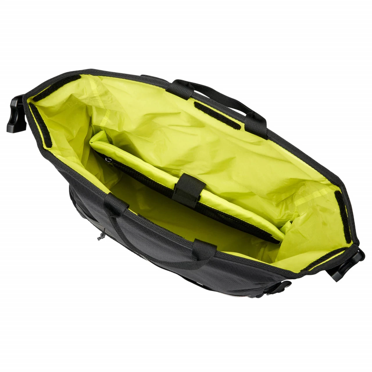 AEVOR Triple Bike Bag Proof Black Lenkertasche - Auch Als Messenger Und Sling 15 L - Schwarz 8 AEVOR Triple Bike Bag Proof Black Lenkertasche - Auch Als Messenger Und Sling 15 L - Schwarz – Bild 6