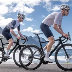 Everve Ezero Sattel Schwarz | S3 | Männer -Fahrradausrüstung 68924085 06 1280x1280