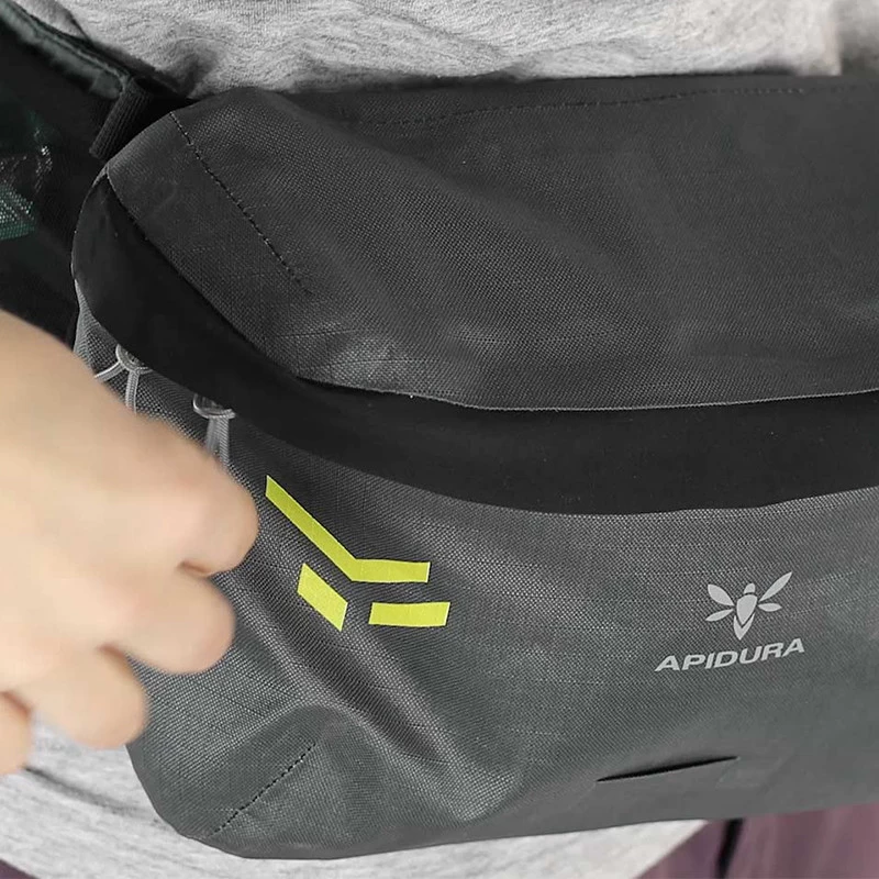 Apidura Backcountry Hip Pack Hüfttasche (2.5L) 8 Apidura Backcountry Hip Pack Hüfttasche (2.5L) – Bild 6
