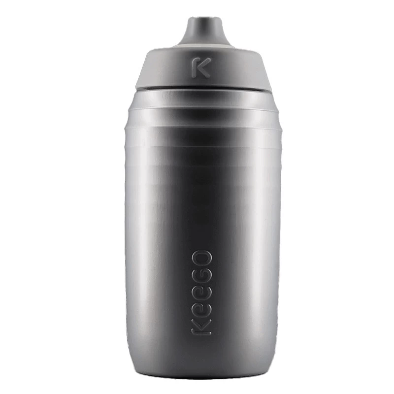 Keego Trinkflasche 500 Ml Silver Stardust - Sportflasche Mit Innenbeschichtung Aus Titan 3 Keego Trinkflasche 500 Ml Silver Stardust - Sportflasche Mit Innenbeschichtung Aus Titan