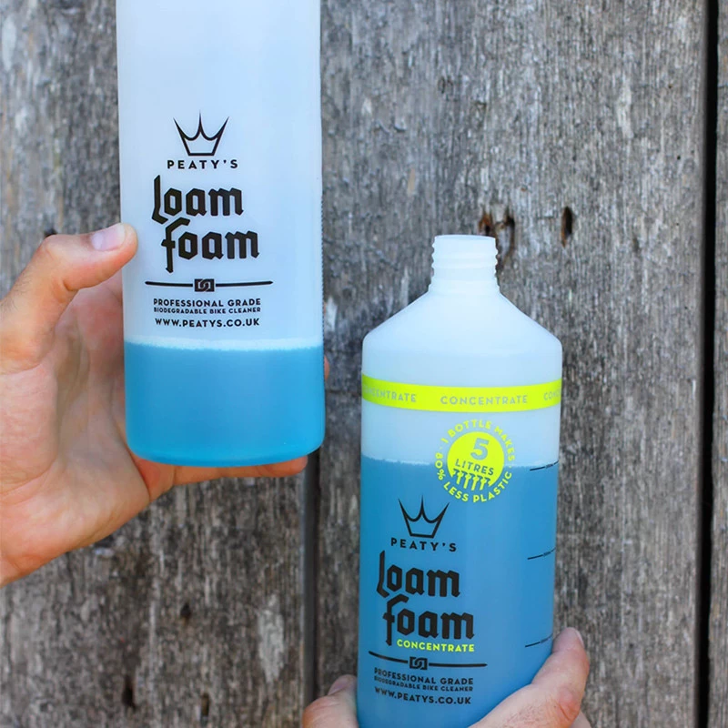 Peaty's Loam Foam Universalreiniger Starterpack - 1L Sprühflasche + Konzentrat Zum Nachfüllen 6 Peaty's Loam Foam Universalreiniger Starterpack - 1L Sprühflasche + Konzentrat Zum Nachfüllen – Bild 4