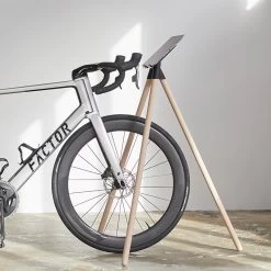 Tons IPad Stand Natural Oak + Smartphone Holder - Tabletständer Mit Smartphonehalter -Fahrradausrüstung 68924395 04EDfnCUW4Tq22M 1280x1280