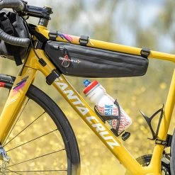 Geosmina Small Frame Bag Gravel - Rahmentasche 1,5 Liter -Fahrradausrüstung 68924596 03GUF3CUyZpRZwi 1280x1280