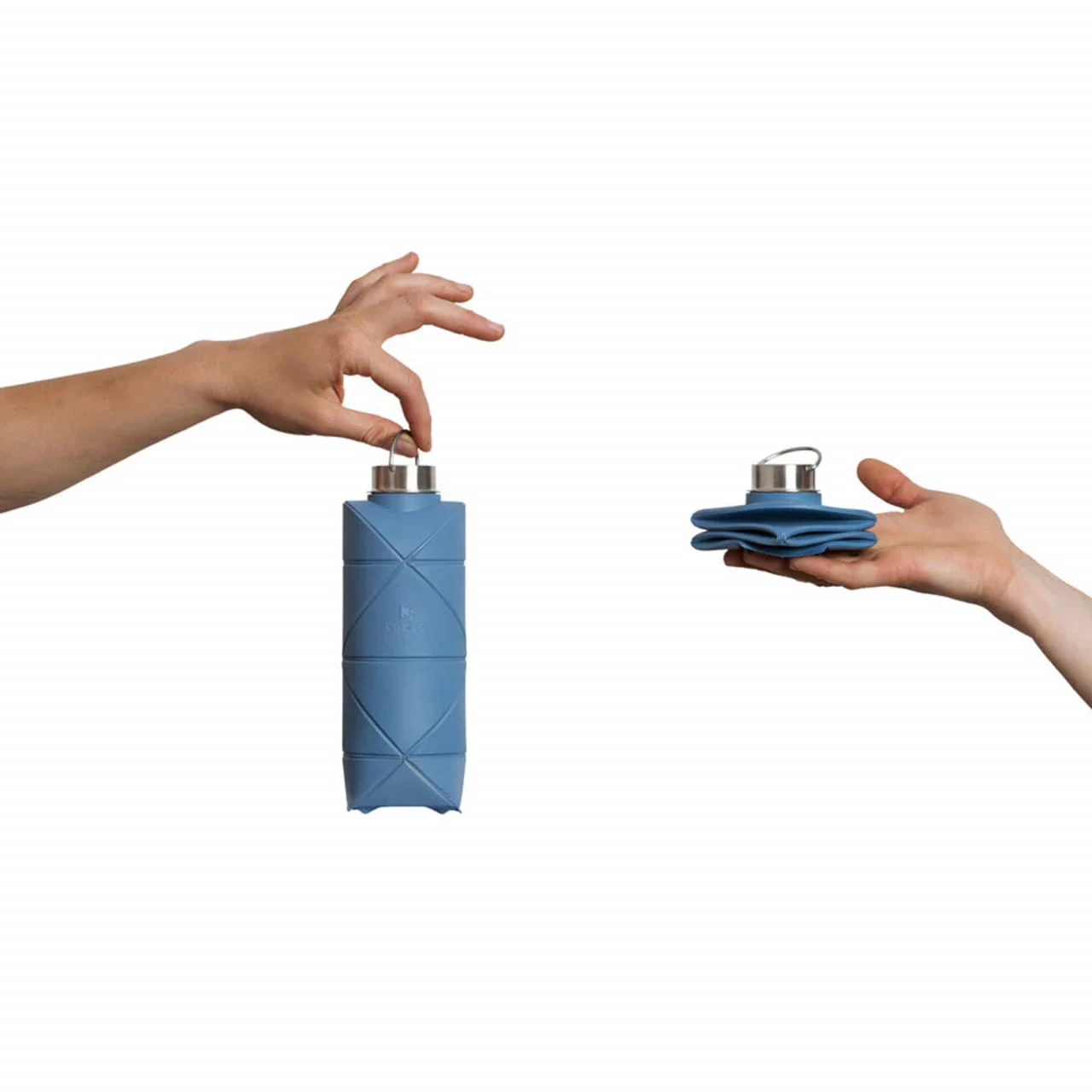 DiFOLD Origami Bottle - Faltbare Trinkflasche 750 Ml - Sleek Blue (Blau) 4 DiFOLD Origami Bottle - Faltbare Trinkflasche 750 Ml - Sleek Blue (Blau) – Bild 2